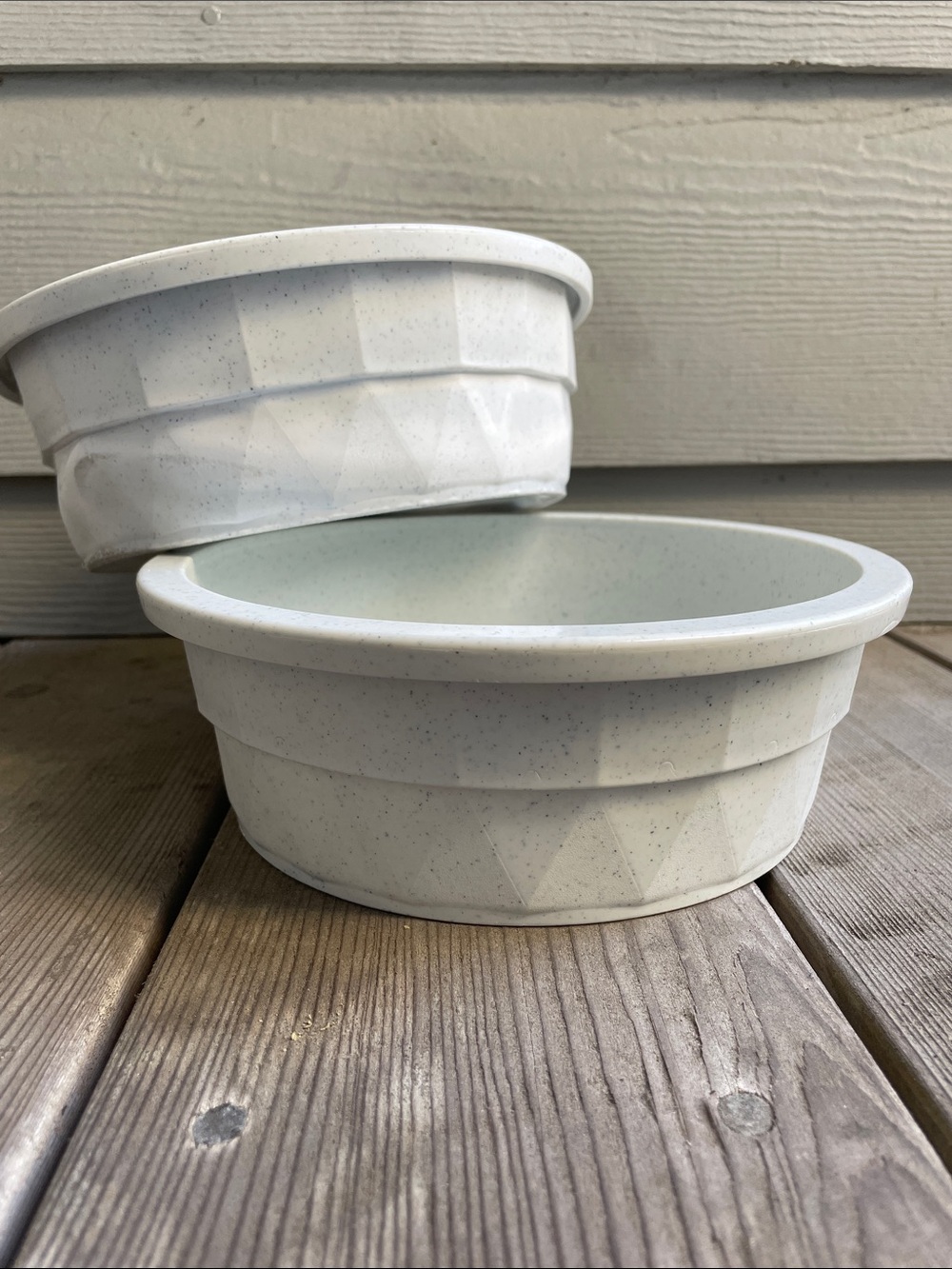 Large Speckled Light Gray Dog Food/Water Bowls - Set of 2